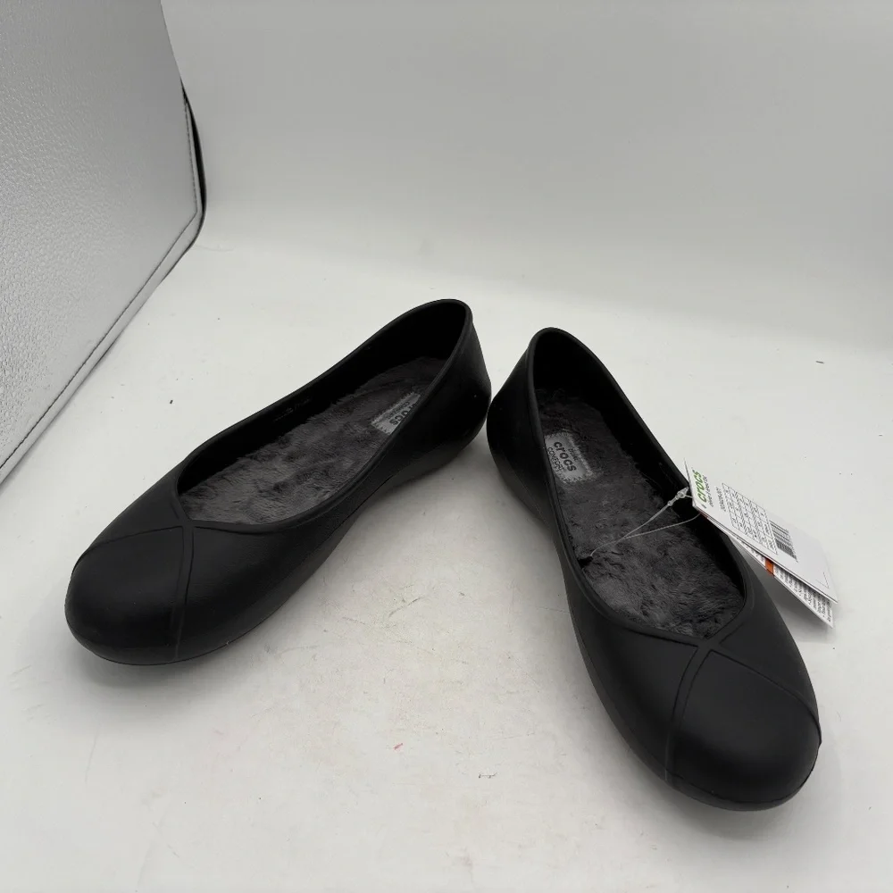 NWT Crocs Olivia II Ballet Flats Women's Size 9 Black Faux Fur Lined